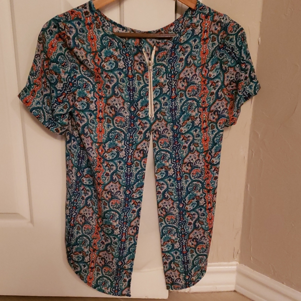 Blouse - Picture 2 of 3